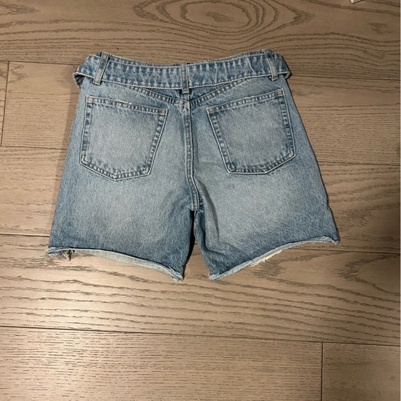 Zara Denim Shorts - Picture 2 of 3